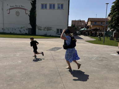 f23e04ad-16e9-4dee-900c-09989d5641b6