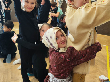 8c14549f-4fab-418f-91b8-8f3d63fb87d2