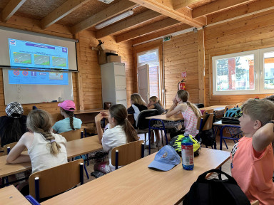 c2e7cdba-66e1-4ee3-ac6f-b6bc04656f3a