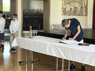 Rozloučení s páťáky (10)