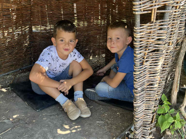 d70a5e80-636c-4b39-b2b8-7ff20a9215c1