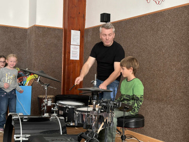 7c343b8a-060d-4e25-9061-a50f605184b3