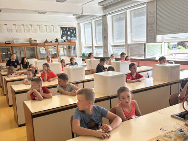 ceaf6760-86f6-4a5d-9414-3d7f24561bd8