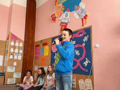 695dc4f7-361c-4c37-af41-01cec2d5b5ad