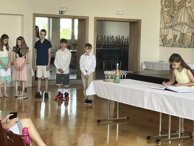 Rozloučení s páťáky (23)