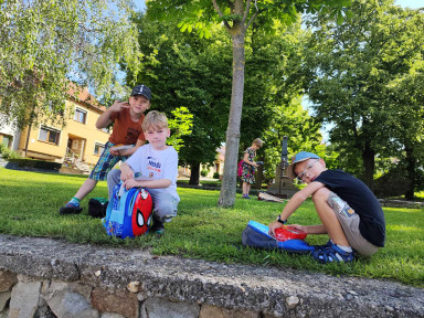 ef2b0c42-49ec-4bfc-8256-ca0bbae7f1ac