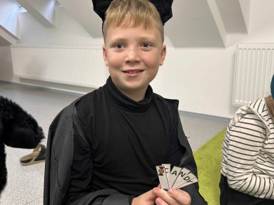 4592b774-72f5-4f4f-8587-925675bbff18