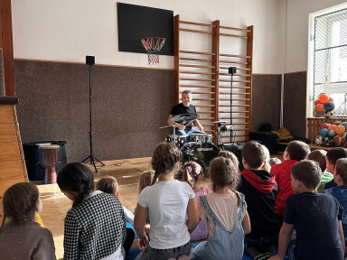 84501c79-eabe-401c-9b1c-2fd66e06b366