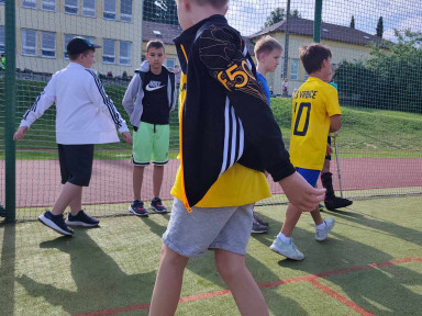 f5cda3e9-075a-441a-94af-e107606ba5d3